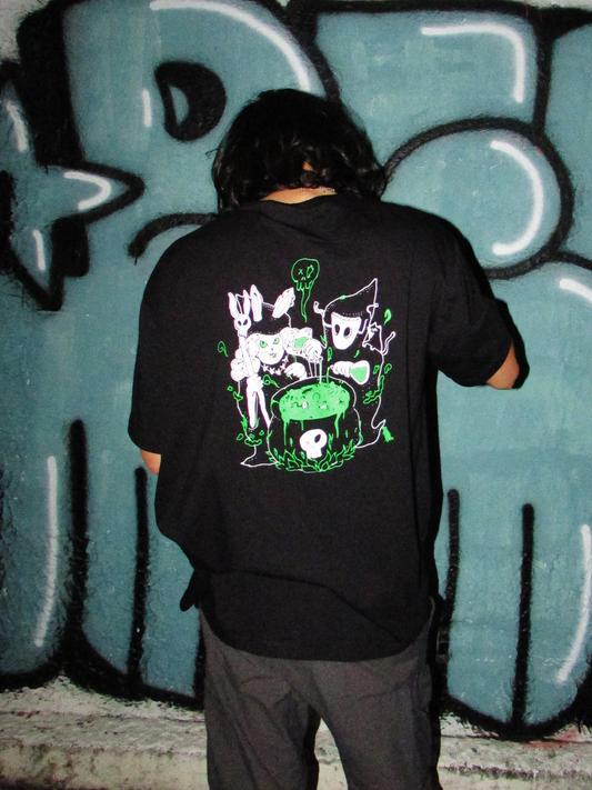 CAMISETA CONTOS DA CRIPTA CAPA (ESGOTADA)